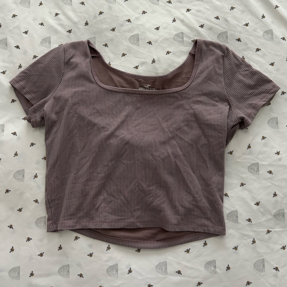mauve ribbed square neck crop top🍇